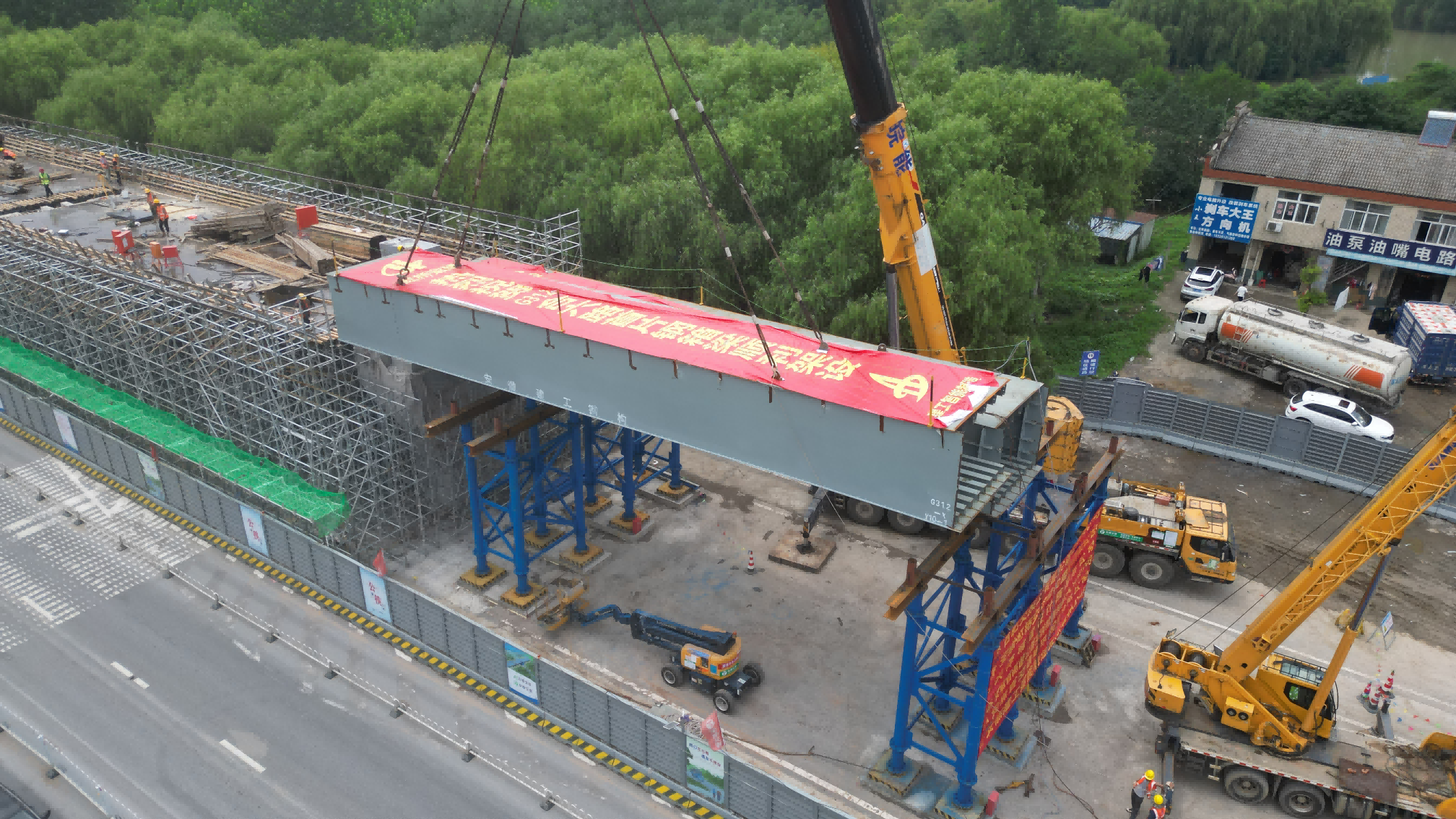 9d5a93790e921f0f1b7da843270a243.png 9d5a93790e921f0f1b7da843270a243.png