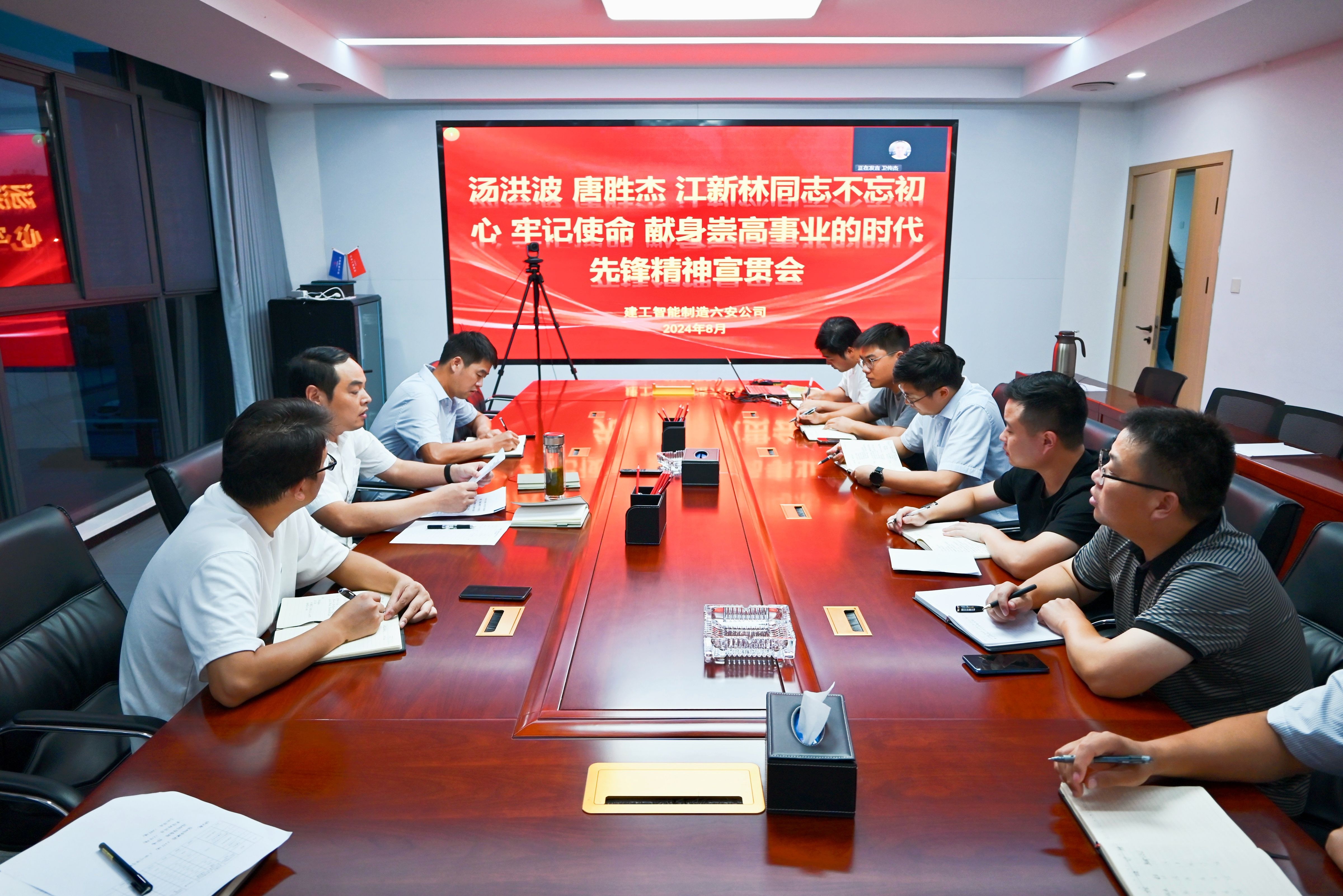 c07bdefe3fc7e5e06585355461005b9.jpg c07bdefe3fc7e5e06585355461005b9.jpg